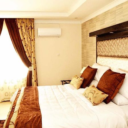 Golden Door Villa Gaborone Exterior photo